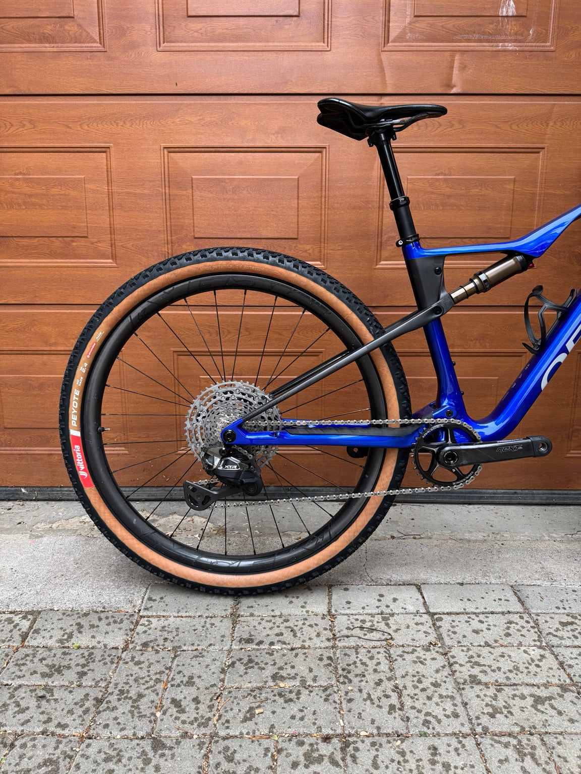 Orbea Oiz OMX 2025 – Shimano XTR Di2 и MCFK