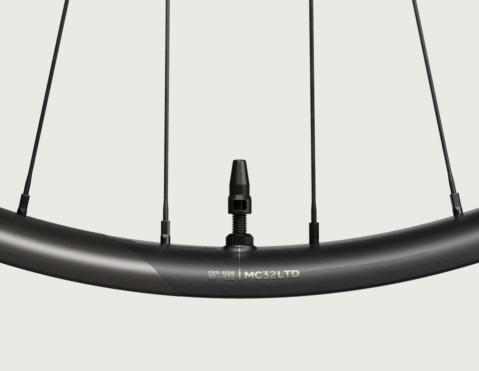 OQUO MC32LTD MS SET ANTHRACITE